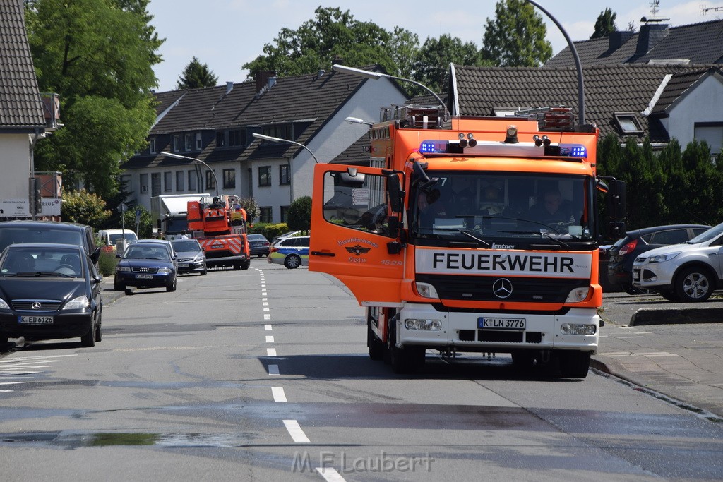 Feuer 1 Koeln Porz Grengel Waldstr P099.JPG - Miklos Laubert